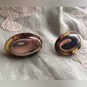 Vintage Honey & Amber Translucent Swirled Lucite Chrome Thumbprint Clip Earrings